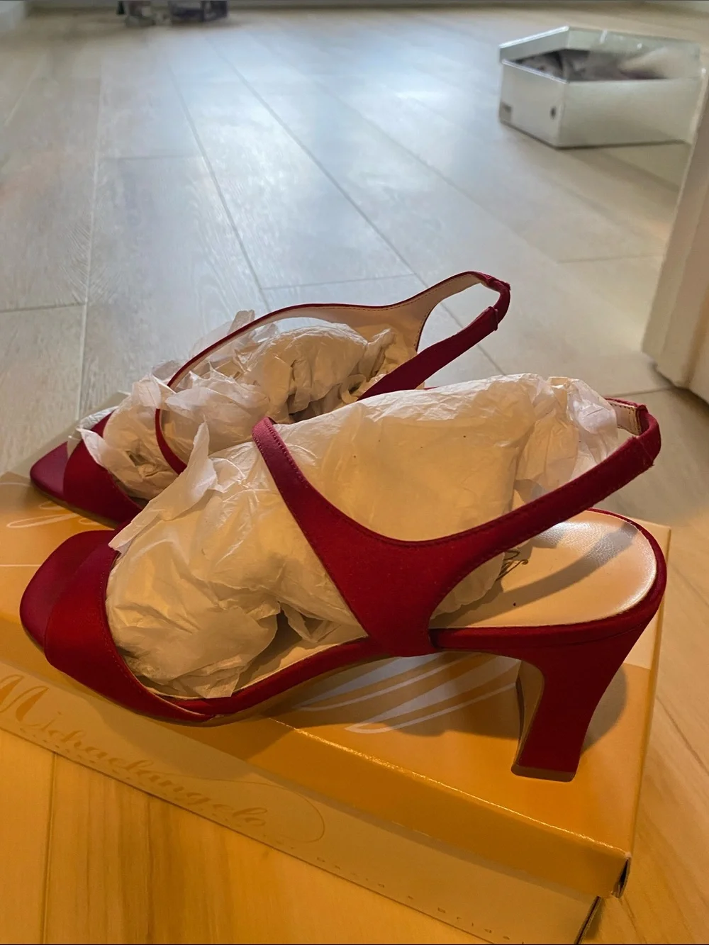 Michaelangelo Apple Red David’s Bridal Satin Slingback Heels - Size 8